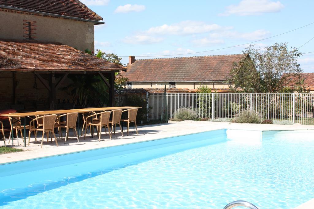 Chateau Latour Fours  Exterior foto